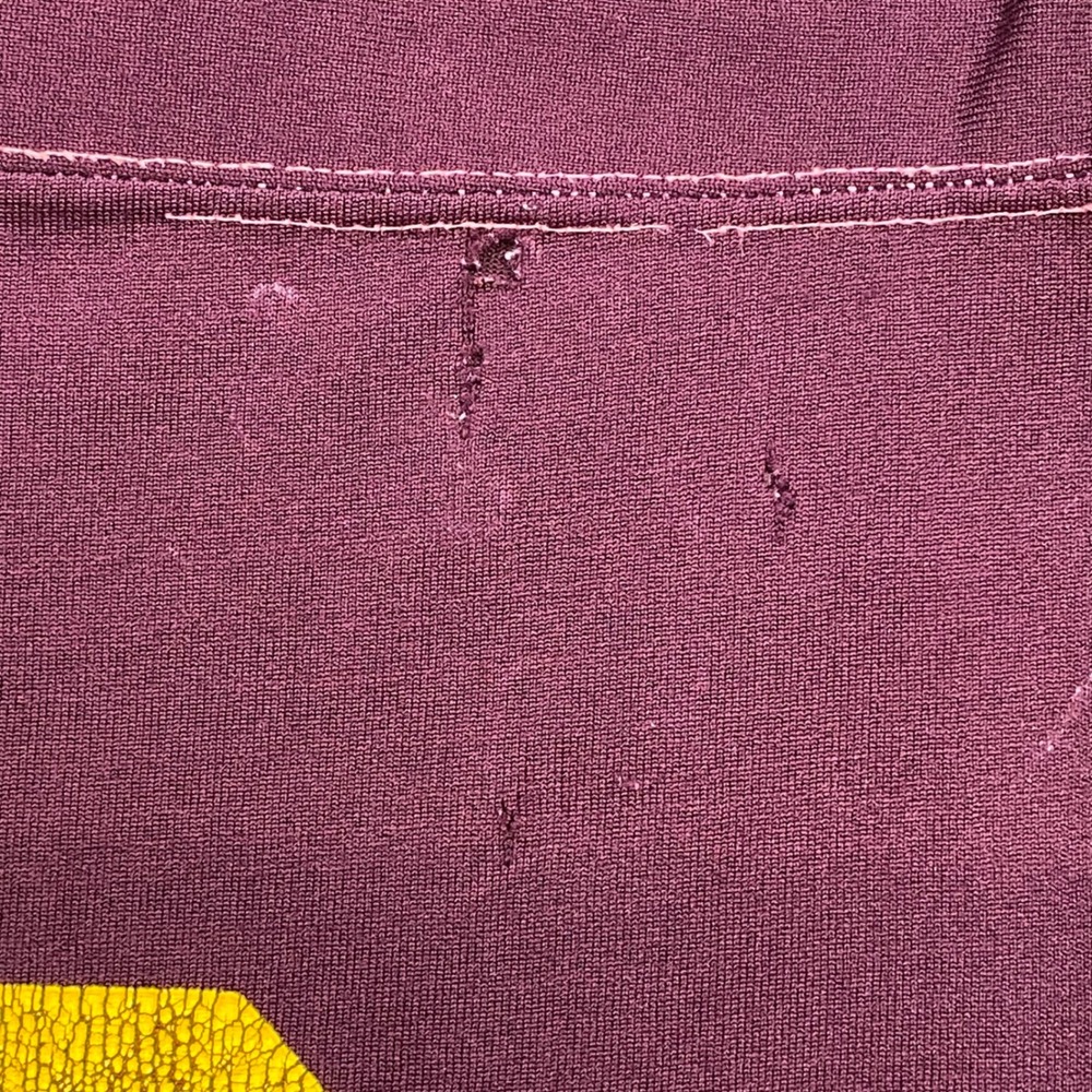 Football Jersey Sz M Mens Maroon Yellow 80 Streetwear Grunge Skater VTG TShirt - Picture 4 of 11